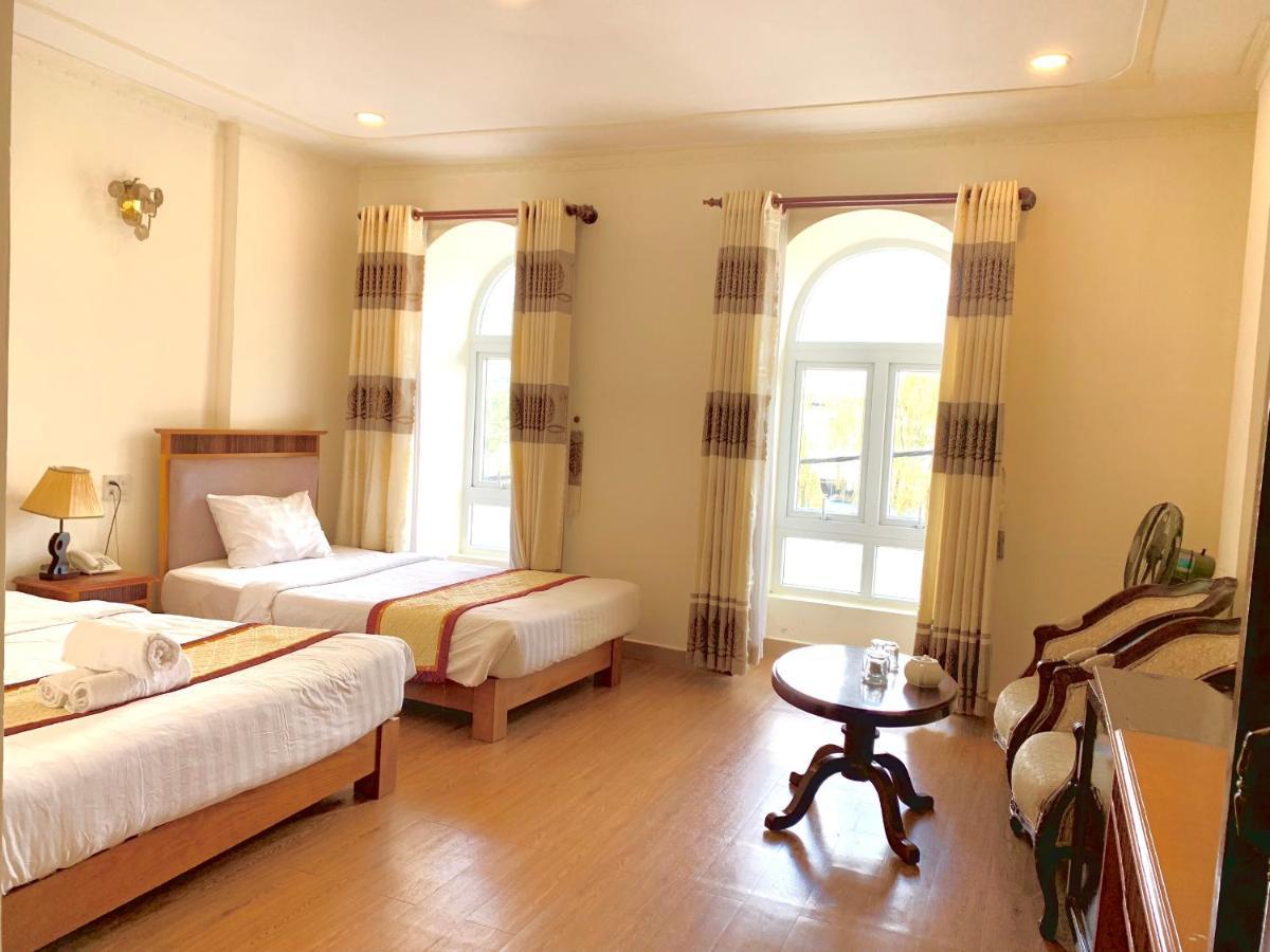 Anh Dao Hotel Dalat Luaran gambar