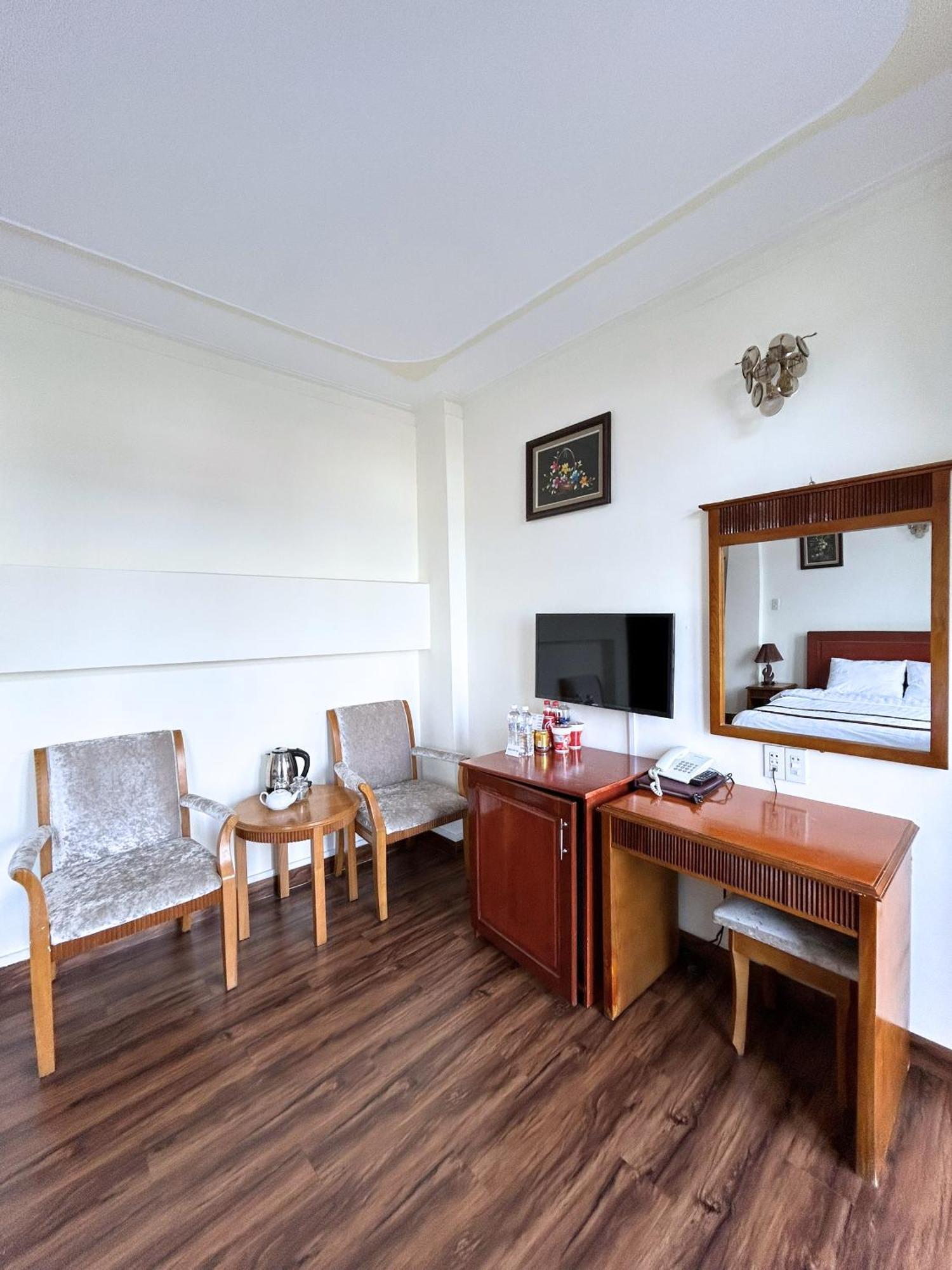 Anh Dao Hotel Dalat Luaran gambar