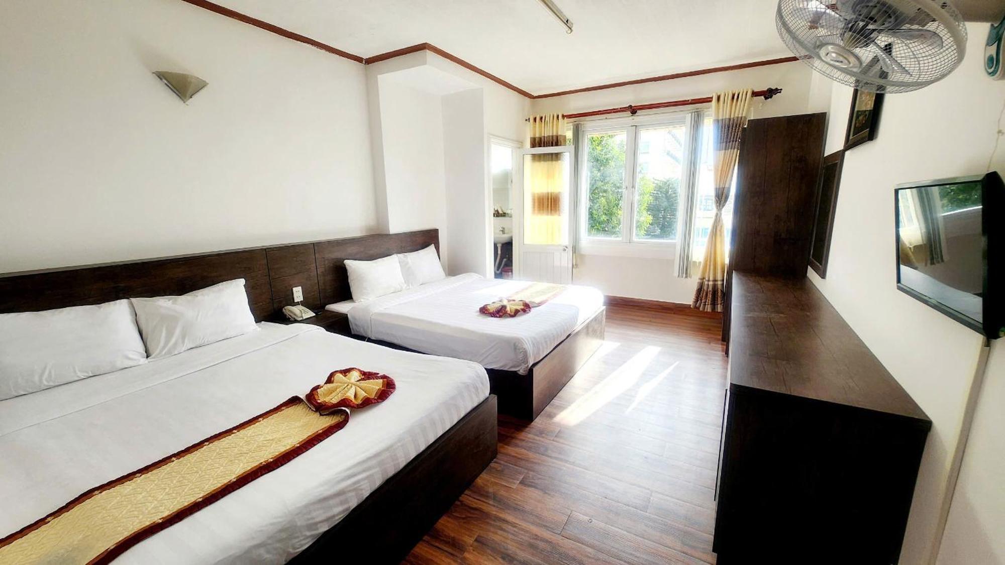 Anh Dao Hotel Dalat Luaran gambar